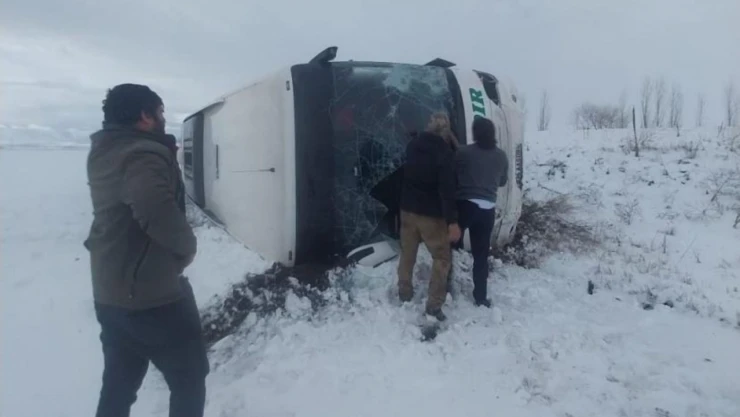 Kars'ta Feci Kaza: Yaralılar Var