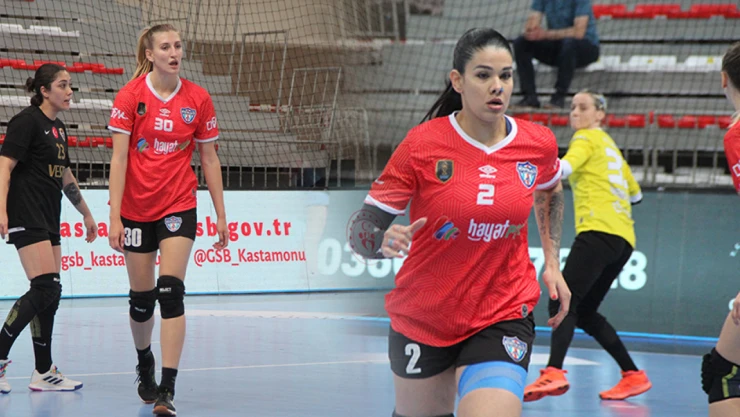 Kastamonu Belediyesporlu Eski Oyuncular Bu Kez Rakip Oldular