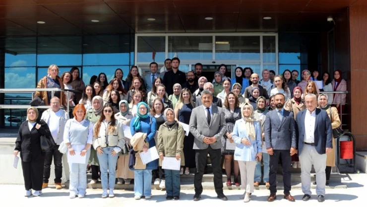 Kastamonu'da 67 Ebeye 'Doğuma Hazırlık Eğitimi' Verildi