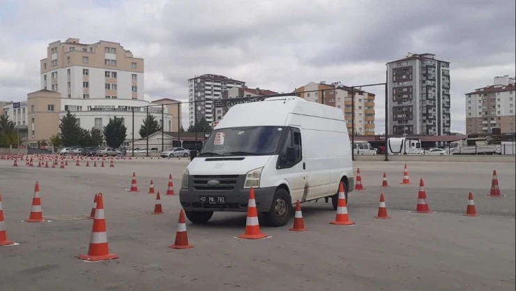 Kastamonu'da Ambulans Sürüş Güvenliği Eğitimi Başarıyla Tamamlandı