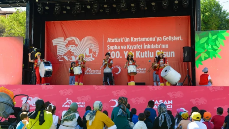Kastamonu'da Uçurtma Atölyesi Renkli Görüntülere Sahne Oldu