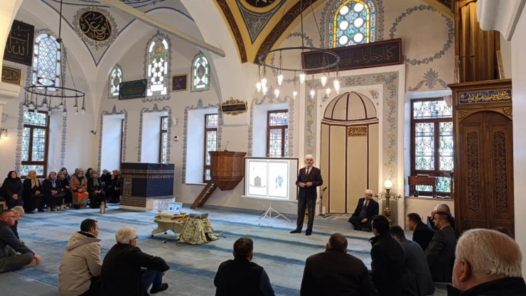 Kastamonu'da Umre Yolcularına Bilgilendirme Semineri Düzenlendi