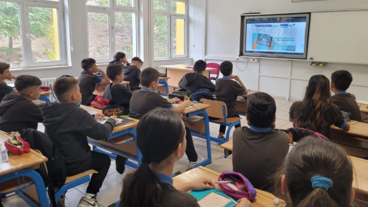 Kastamonu'daki Tüm Ortaokullarda MEBİ Tanıtım Etkinliği Düzenlendi