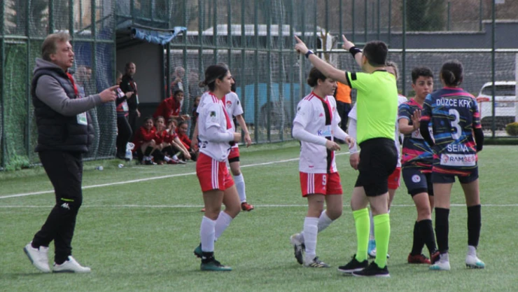 Kastamonu Gücü Antrenörü Necip Oktay'a 2 maç ceza