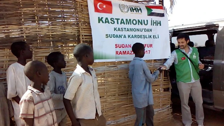 Kastamonu İHH Darfurluların yüzünü güldürdü