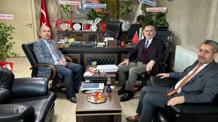 Kastamonu İl Müftüsü Bekir Derin, Ticaret İl Müdürü İbrahim İriş'i Ziyaret Etti