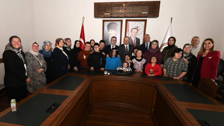 Kastamonu Valisi Dallı, Özel Bireylerle Bir Araya Geldi