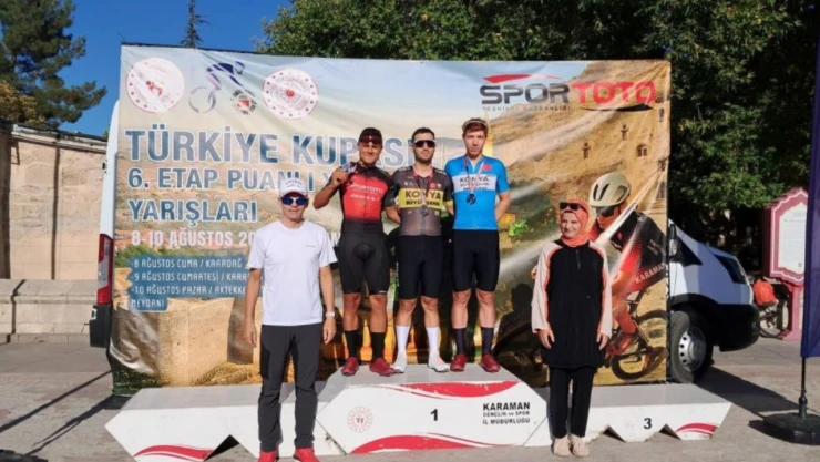 Kastamonu'ya 3 Madalya, 1 Kupa İle Döndüler