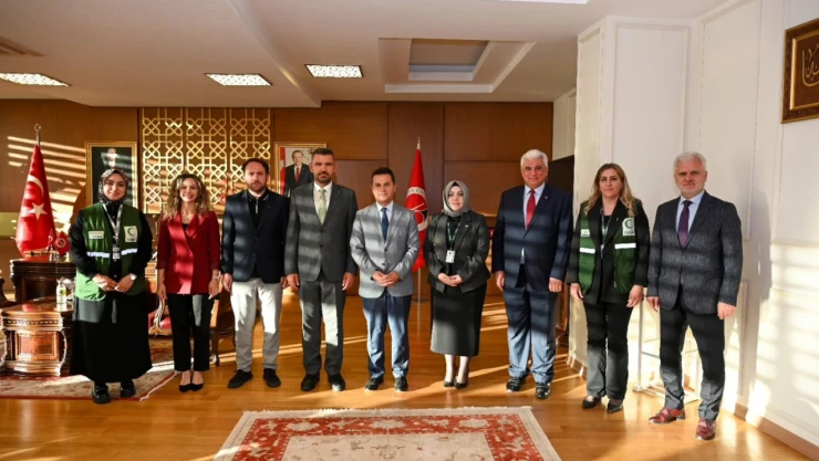 Kastamonu Yeşilay'dan Rektör Topal'a Ziyaret