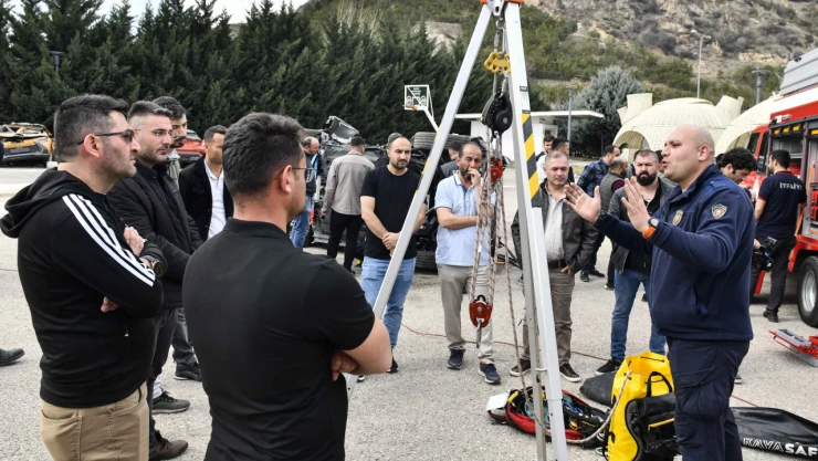 Kastamonulu İtfaiyecilere Kapsamlı Eğitim