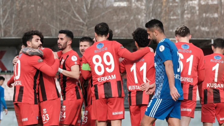 Kastamonuspor'un Yenilmezlik Serisi 10 Maça Çıktı: Bileği Bükülmüyor