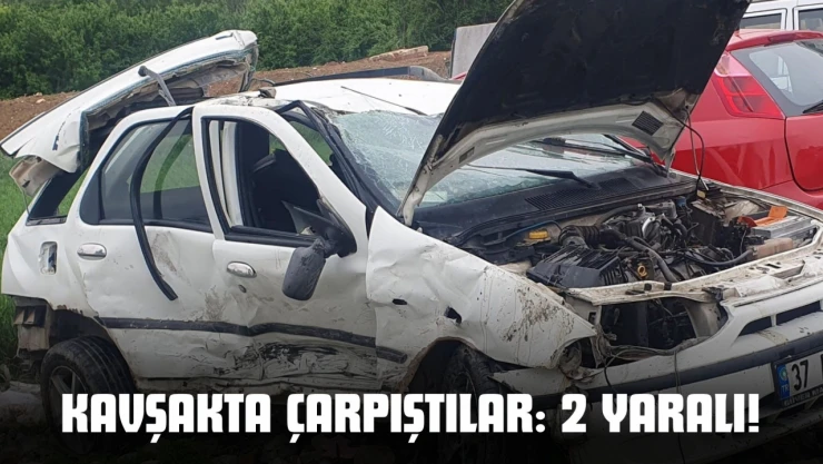 Kavşakta Çarpıştılar: 2 Yaralı!