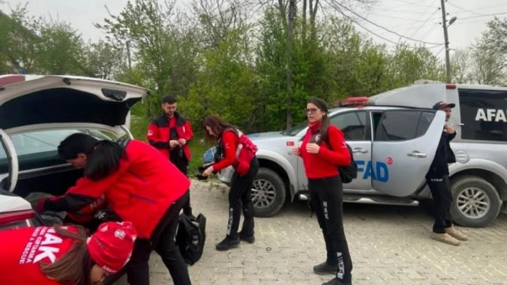 Kayıp Adamı 30 Kişilik Ekip Arıyor