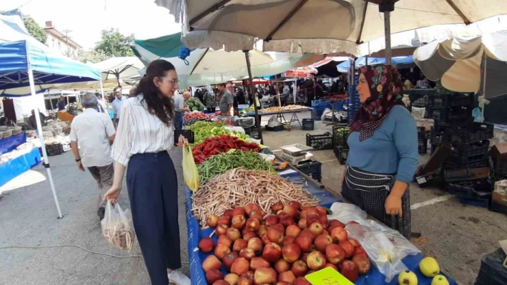 Kaymakam Pazar Alışverişine Çıktı