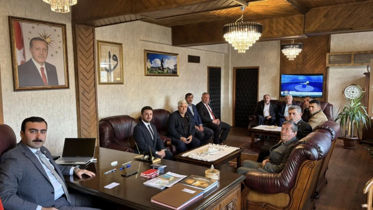 Kaymakam Şahin'e Nezaket Ziyareti