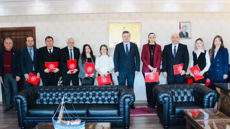 Kaymakam Uçar'dan Öğretmenlere Üstün Başarı Belgesi