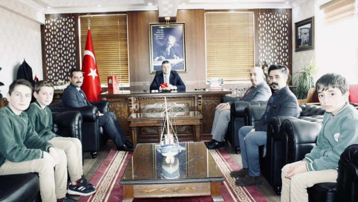 Kaymakam Uçar Misafirlerini Ağırladı