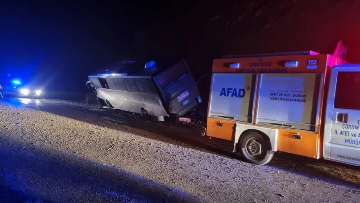 Kaza, Festival Dönüşü Yakaladı: 23 Yaralı