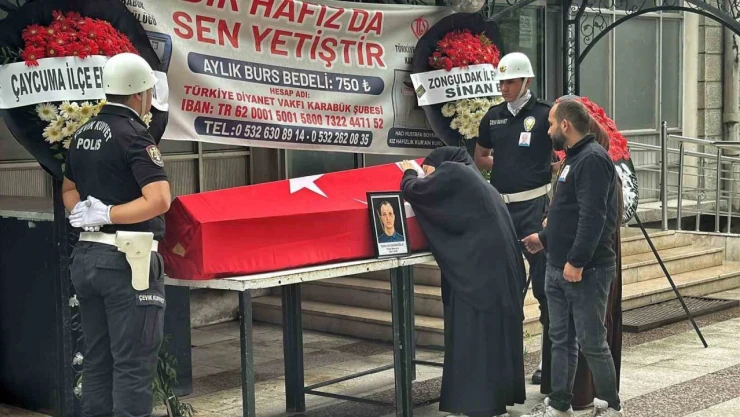 Polis Memuru Gözyaşları Arasında Toprağa Verildi