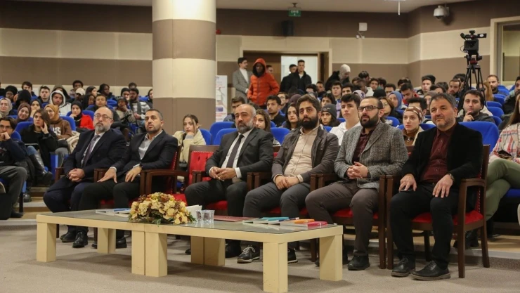 KBÜ'de 'Kariyer Yolculuğunda 12 Dev Adım' Semineri