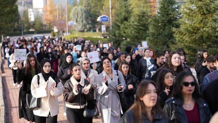 KBÜ'de Dünya Engelliler Günü İçin Kapsamlı Program Düzenlendi