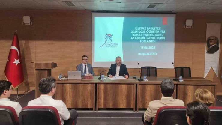 KBÜ'de Fakültelerin Gelişim Süreçleri Değerlendirildi
