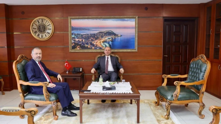 KBÜ Rektörü Kırışık, Ordu Ve Giresun'da Kurumsal Ziyaretler Gerçekleştirdi