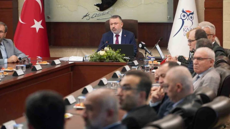 KBÜ Senatosunun Hedefi Bilimde Zirveye Çıkmak