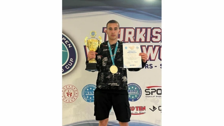 Kick Boks Dünya Kupası Şampiyonu Kastamonu'dan!