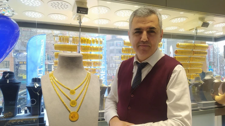 Kısmet Kuyumculuk Sorumlusu Ayhan İpek: 'Altındaki Artış Gayet Normal'