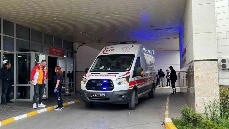 Kız Öğrenci Bıçaklı Saldırıya Uğradı