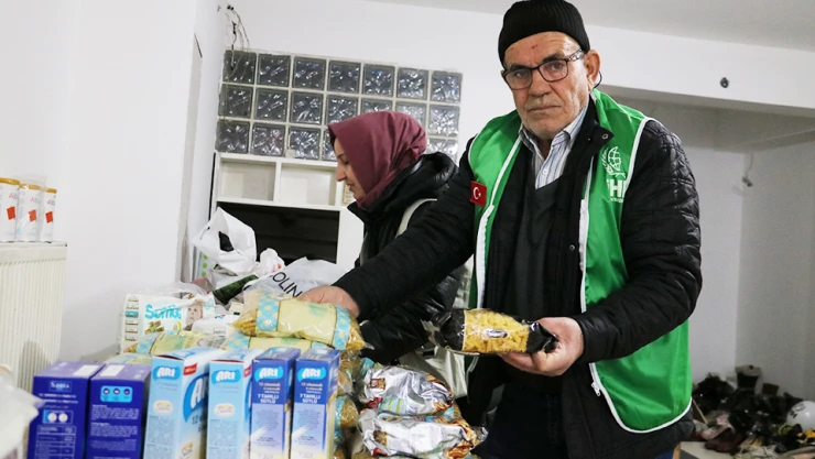 Kızını ziyarete geldi, yardım neferi oldu