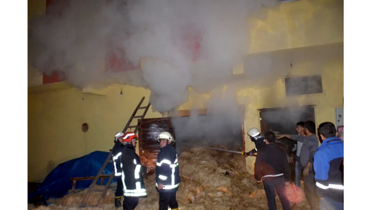 Komşuları kurtardı