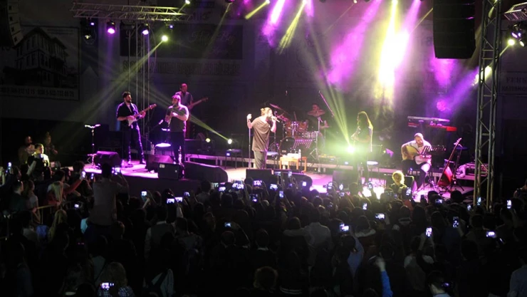 Koray Avcı hayranlarıyla buluştu