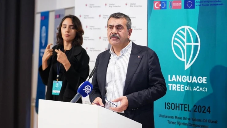 KÜ'den 'Türkçe Öğretimine' Büyük Katkı