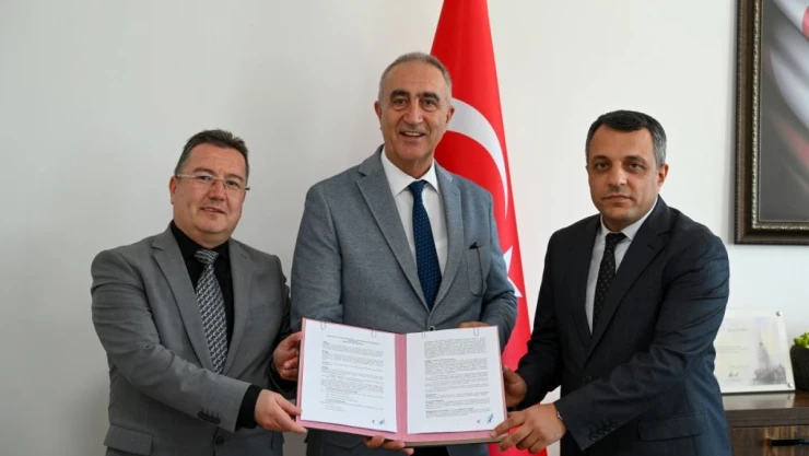 KÜ İle Jeomorfoloji Derneği Protokol İmzaladı