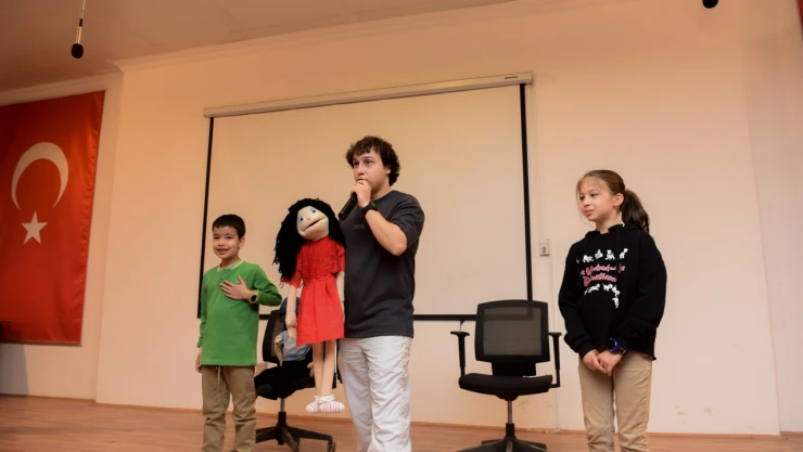 Kukla Gösterisi Düzenlendi