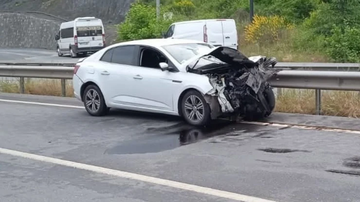 Trafik Kazasında Yaralandı