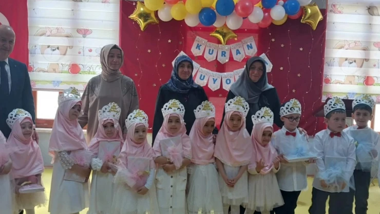 Kur'an-ı Kerim'e Geçme Töreni Düzenlendi