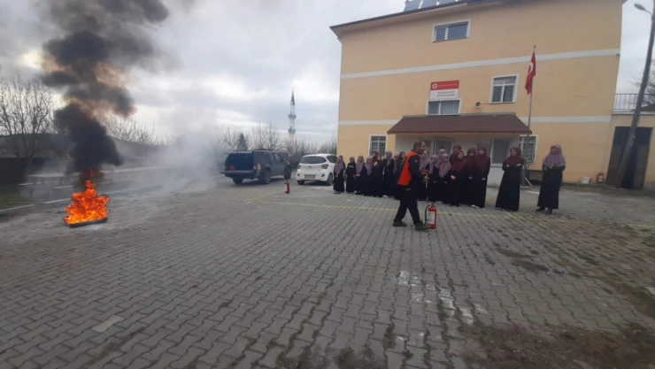 Kur'an Kurslarında Tatbikat Yapıldı