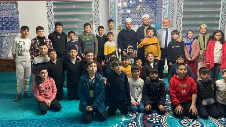 Küre Belediye Başkanı Salih Turan çocuklarla iftar yaptı