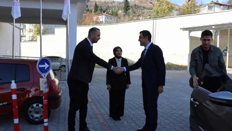 Küre Kaymakamı Hastanede İncelemede Bulundu