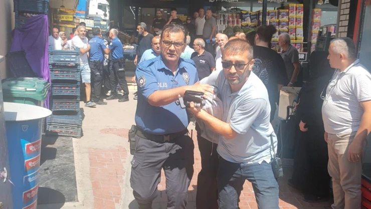 Kurusıkı Silahla Kuyumcu Soymaya Kalktı