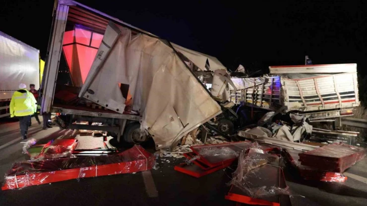 Otoyol Savaş Alanına Döndü