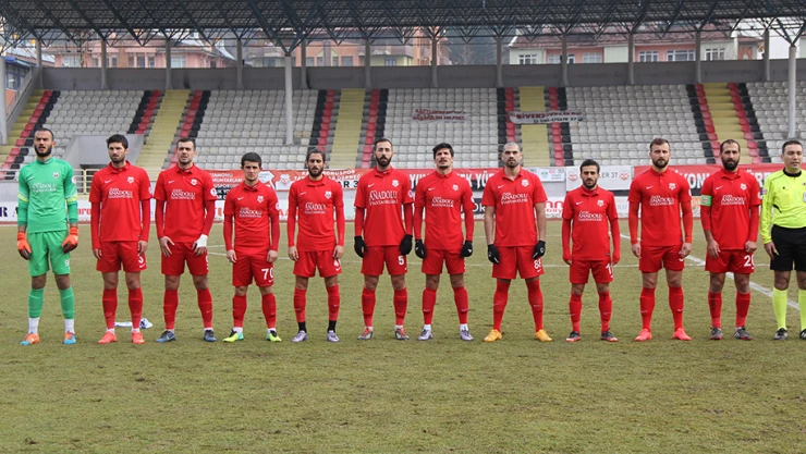 Lider, Çatalca'da galibiyet istiyor