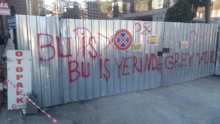 Maaş Alamadıklarını İddia Eden İşçiler İş Bırakma Eylemi Yaptı