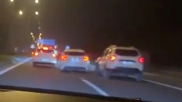 Makas Atarak Trafiği Tehlikeye Düşürdü: Ceza Yedi