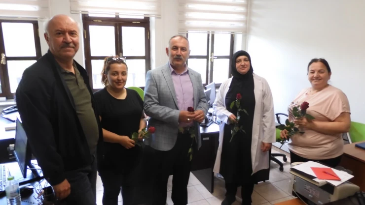 Mehmet Öz, Anneler Günü'nü Kutladı