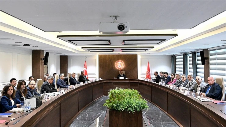 Memur Ve Memur Emeklileri İçin 3'üncü Kez Toplandılar