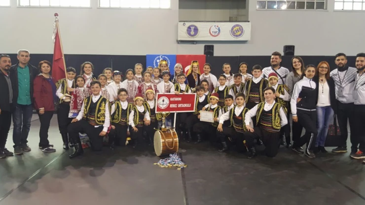 Merkez Ortaokulu, Bölge Şampiyonu oldu